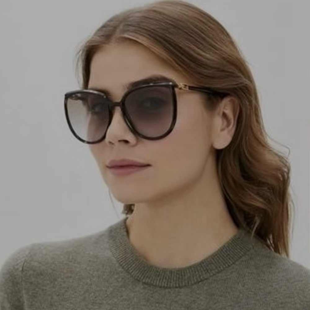 Cat eye!🕶️